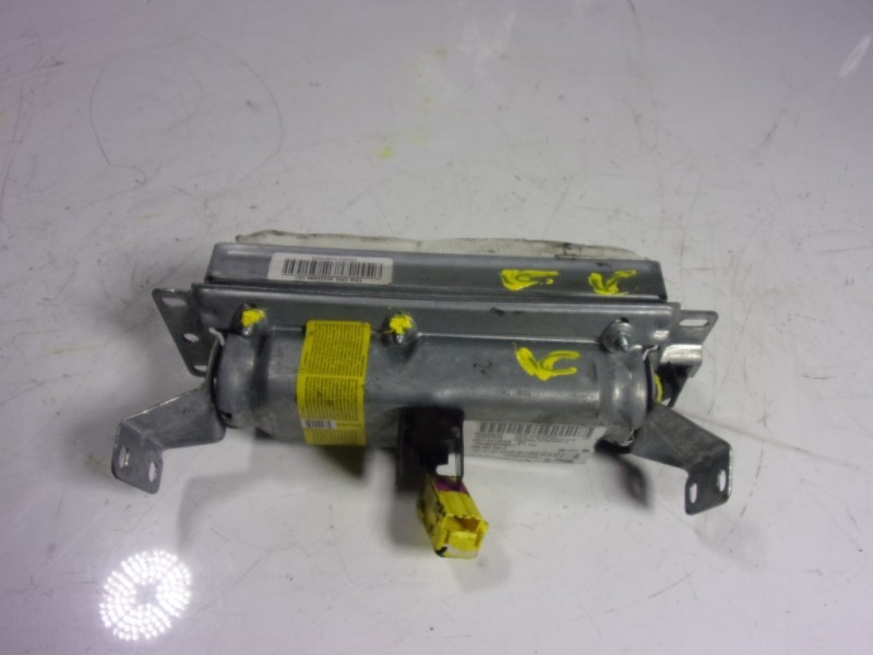 Recambio de airbag delantero derecho para volkswagen polo (9n1) 1.4 16v referencia OEM IAM  6Q0880204C 