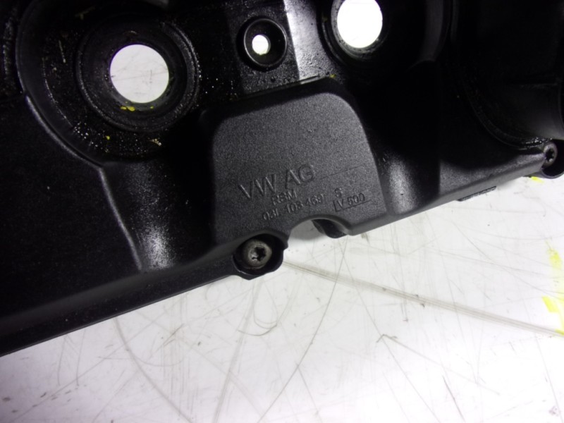 Recambio de tapa balancines para audi a3 sportback (8va) 1.6 tdi referencia OEM IAM  03L103469S 