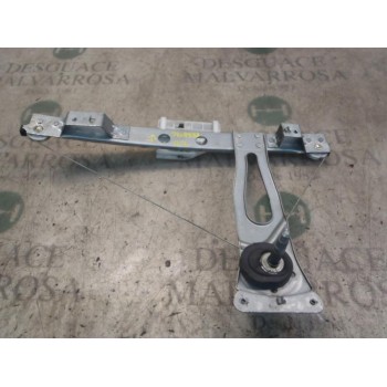 ELEVALUNAS TRASERO DERECHO 