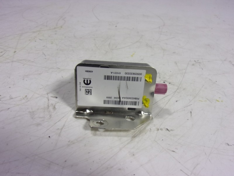 Recambio de modulo electronico para alfa romeo stelvio (630) executive 4wd referencia OEM IAM 50563333 505633330 P68433492AA