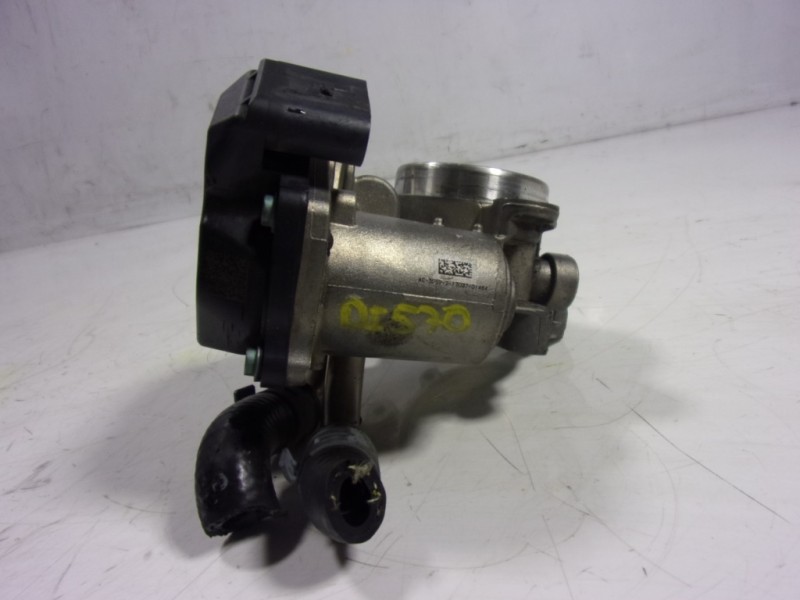 Recambio de caja mariposa para volkswagen golf vii lim. (bq1) 1.6 tdi referencia OEM IAM  04L128063T 