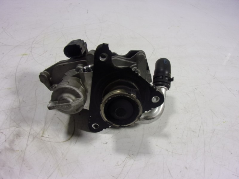 Recambio de valvula egr para volkswagen golf vii lim. (bq1) 1.6 tdi referencia OEM IAM  04L131501S 