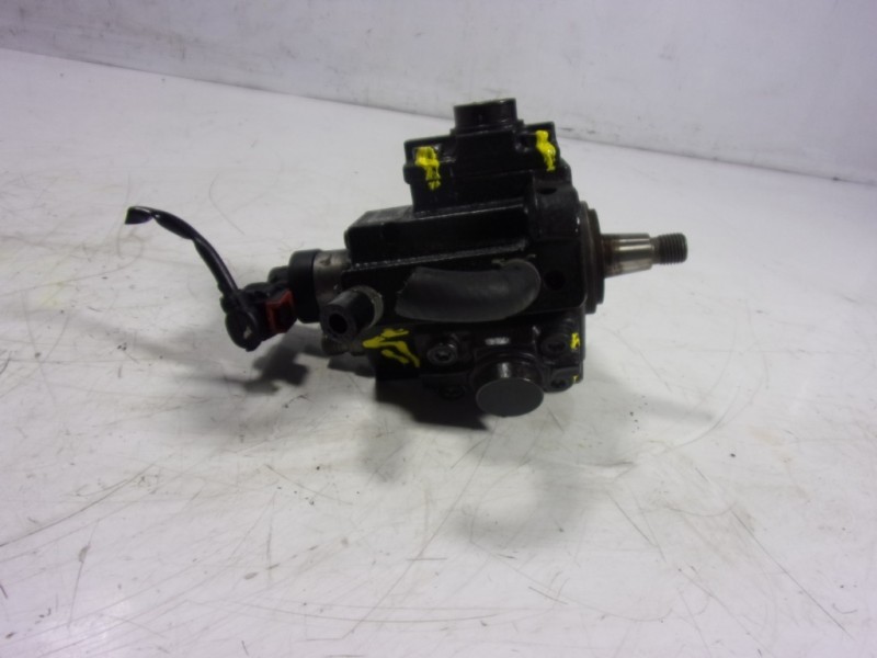 Recambio de bomba inyeccion para opel zafira tourer 2.0 cdti cat referencia OEM IAM  55597787 