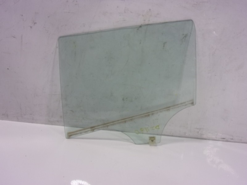 Recambio de cristal puerta trasero izquierdo para mazda 3 lim. (bl) 2.2 turbodiesel cat referencia OEM IAM BBN773511A  