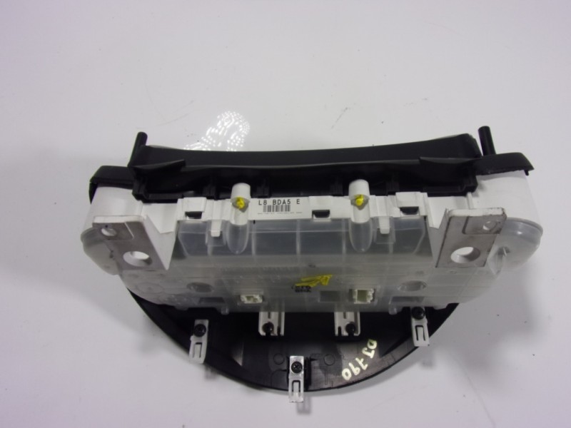 Recambio de cuadro instrumentos para mazda 3 lim. (bl) 2.2 turbodiesel cat referencia OEM IAM BDA555471D L8BDA5E 