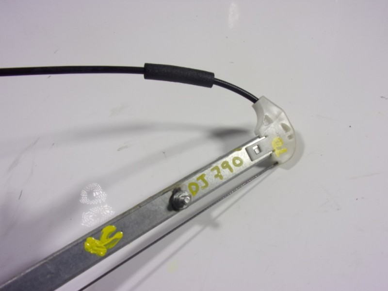 Recambio de elevalunas trasero derecho para mazda 3 lim. (bl) 2.2 turbodiesel cat referencia OEM IAM BBM472590  