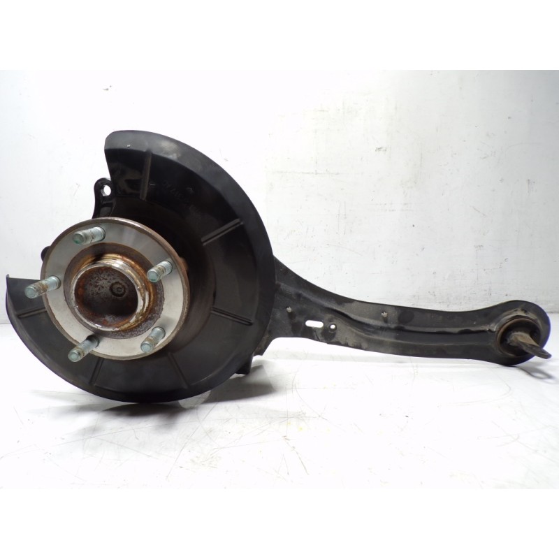 Recambio de mangueta trasera derecha para mazda 3 lim. (bl) 2.2 turbodiesel cat referencia OEM IAM BBM428200A  