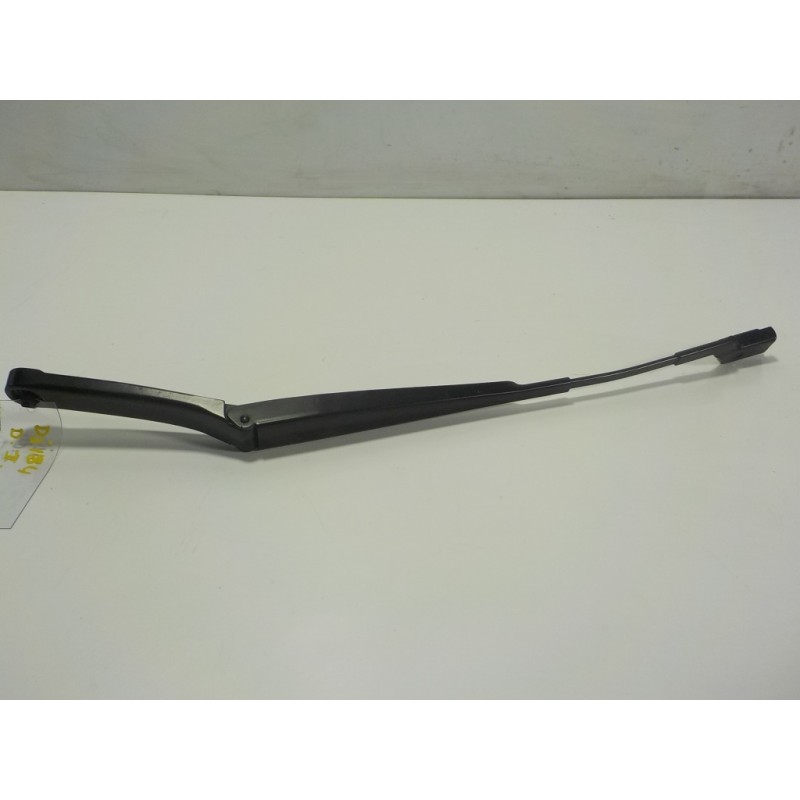 Recambio de brazo limpia delantero izquierdo para volkswagen scirocco (137) 2.0 tdi (103kw) referencia OEM IAM 1K8955409  