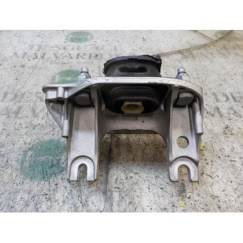 SOPORTE MOTOR DERECHO A4532400017 