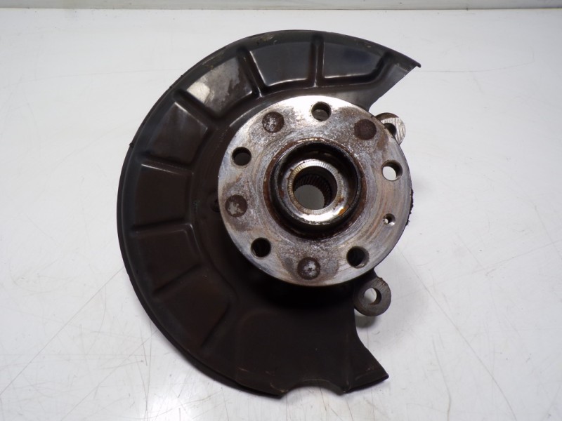 Recambio de mangueta delantera derecha para volkswagen scirocco (137) 2.0 tdi (103kw) referencia OEM IAM 1K0407256AA  