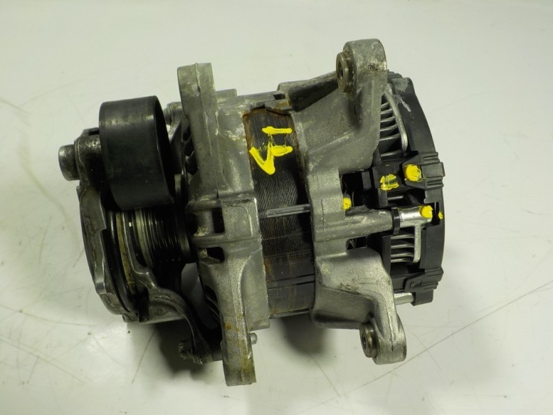Recambio de alternador para mercedes-benz cla-klasse (bm 118) cla 180 (118.384) referencia OEM IAM A0009062209 A0009062209 01263