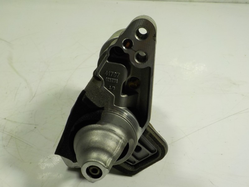 Recambio de motor arranque para mercedes-benz cla-klasse (bm 118) cla 180 (118.384) referencia OEM IAM A2829062400 A2829062400 0