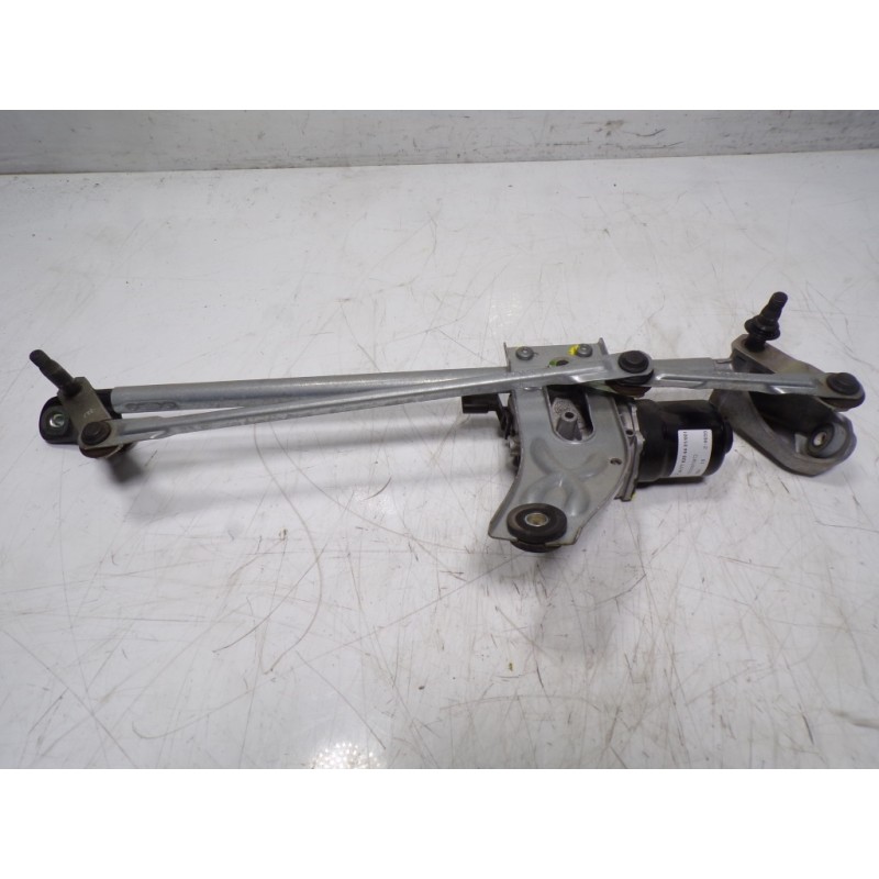 Recambio de motor limpia delantero para mercedes-benz cla-klasse (bm 118) cla 180 (118.384) referencia OEM IAM A1778202701 A1778