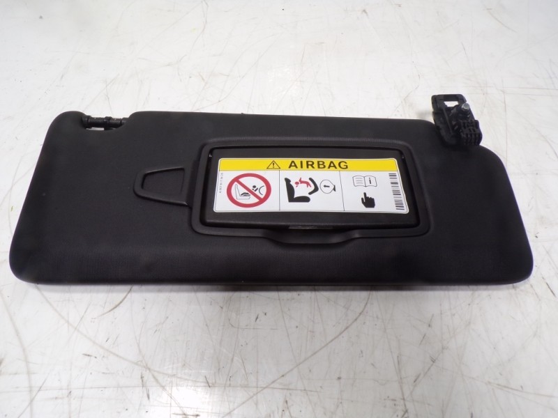 Recambio de parasol derecho para mercedes-benz cla-klasse (bm 118) cla 180 (118.384) referencia OEM IAM A17781062009H43  