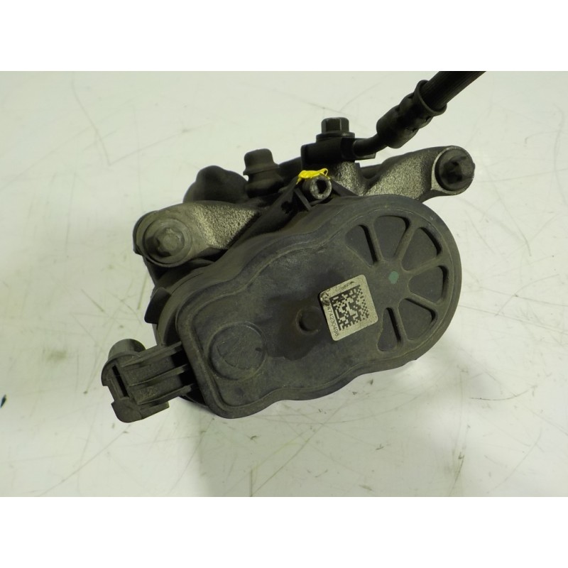 Recambio de pinza freno trasera derecha para mercedes-benz cla-klasse (bm 118) cla 180 (118.384) referencia OEM IAM A2474232000 