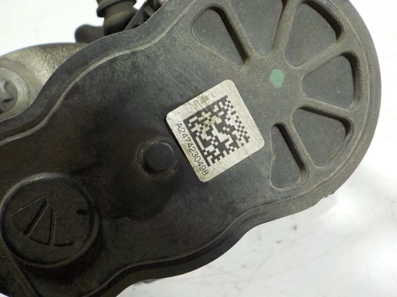 Recambio de pinza freno trasera derecha para mercedes-benz cla-klasse (bm 118) cla 180 (118.384) referencia OEM IAM A2474232000 