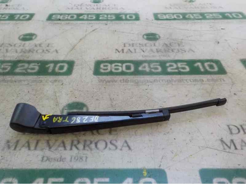 Recambio de brazo limpia trasero para mercedes-benz clase a (w176) 2.1 cdi cat referencia OEM IAM A1768200544  