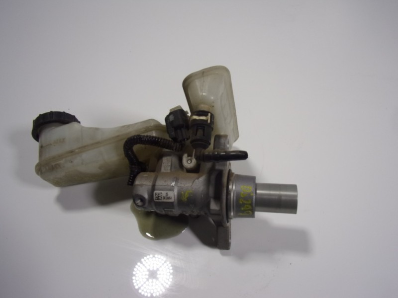 Recambio de bomba freno para ford mondeo lim. trend referencia OEM IAM 2366376  