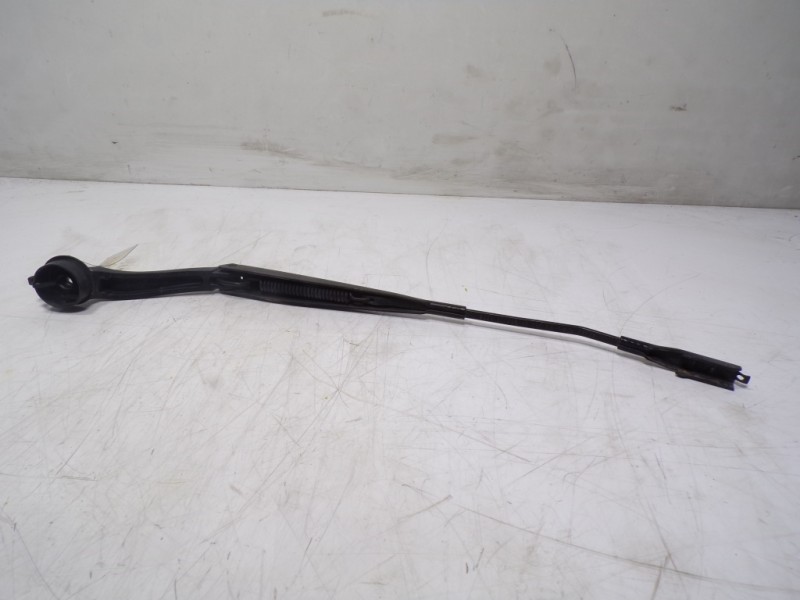 Recambio de brazo limpia delantero izquierdo para ford mondeo lim. trend referencia OEM IAM 2410762  