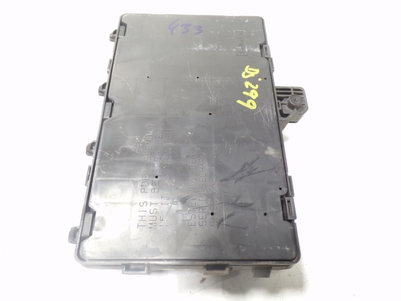 Recambio de caja reles / fusibles para ford mondeo lim. trend referencia OEM IAM 1859904 FG9T14A067RA 