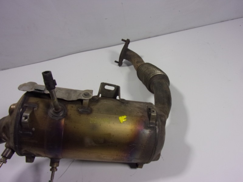 Recambio de filtro de particulas para ford mondeo lim. trend referencia OEM IAM 2085328 AV615H270SA 