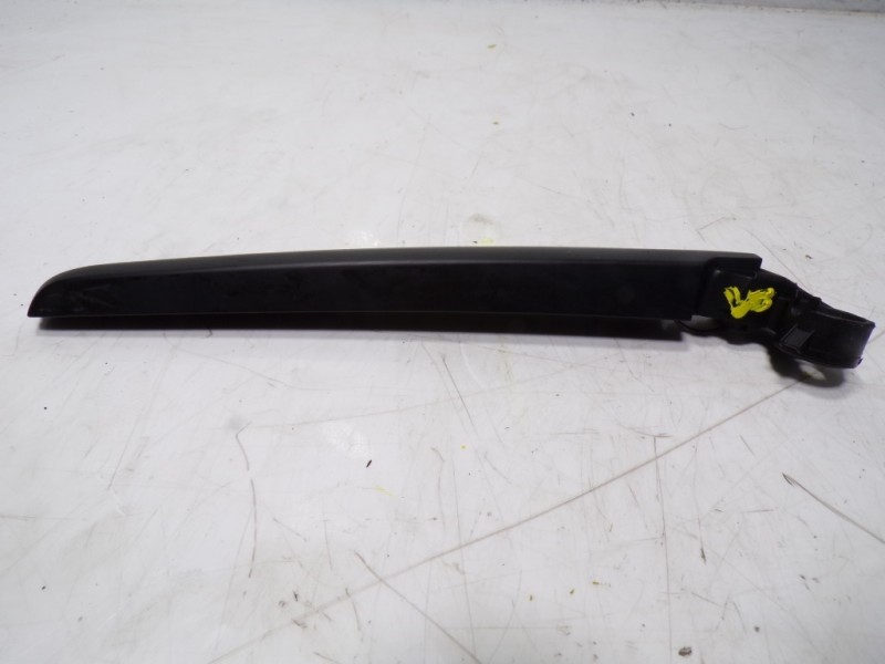 Recambio de brazo limpia trasero para audi a3 (8v) 2.0 16v tdi referencia OEM IAM 8V39554071P9  