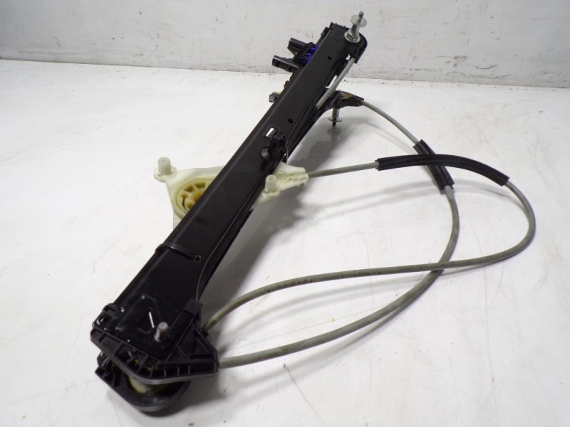 Recambio de elevalunas delantero izquierdo para audi a3 (8v) 2.0 16v tdi referencia OEM IAM 8V3837461A 8V3837461A 