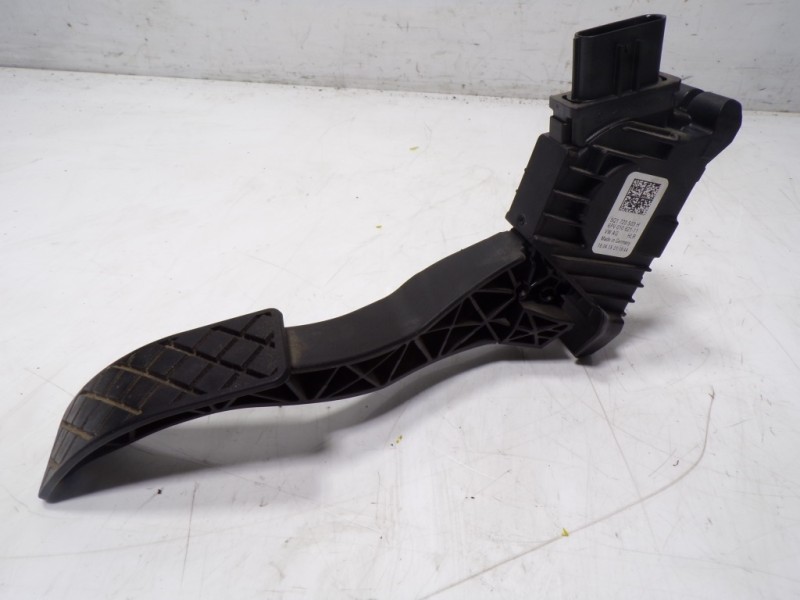 Recambio de potenciometro pedal para audi a3 (8v) 2.0 16v tdi referencia OEM IAM 5Q1723503H 5Q1723503H 