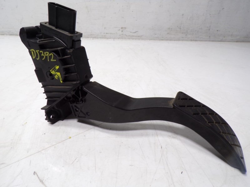Recambio de potenciometro pedal para audi a3 (8v) 2.0 16v tdi referencia OEM IAM 5Q1723503H 5Q1723503H 