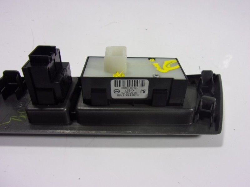 Recambio de modulo electronico para mazda 3 lim. (bl) 2.2 turbodiesel cat referencia OEM IAM BDB466170B BDB466170B 
