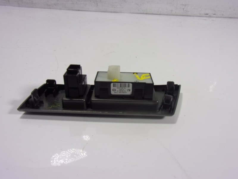 Recambio de modulo electronico para mazda 3 lim. (bl) 2.2 turbodiesel cat referencia OEM IAM BDB466170B BDB466170B 