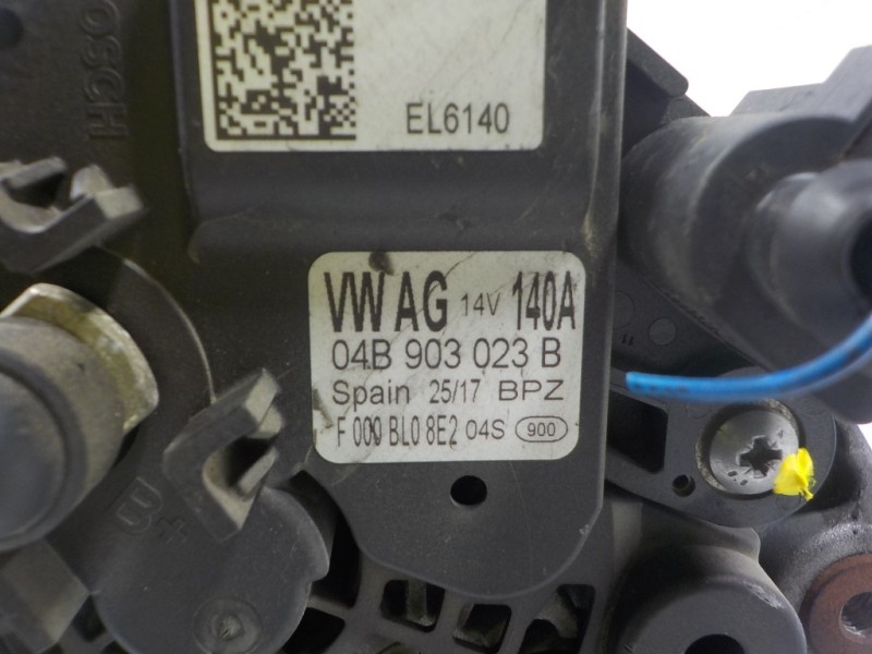 Recambio de alternador para seat ibiza (6p1) 1.4 tdi referencia OEM IAM 04B903023B 04B903023B 