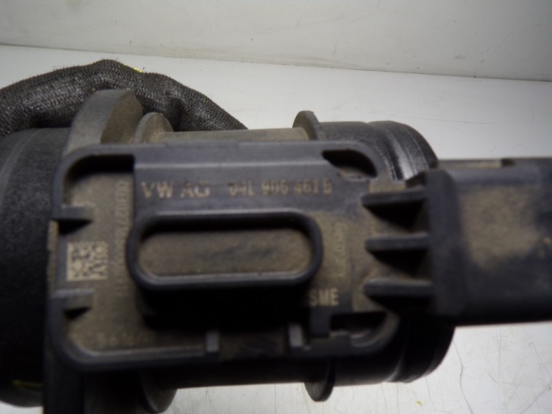 Recambio de caudalimetro para seat ibiza (6p1) 1.4 tdi referencia OEM IAM 04L906461B 04L906461B 