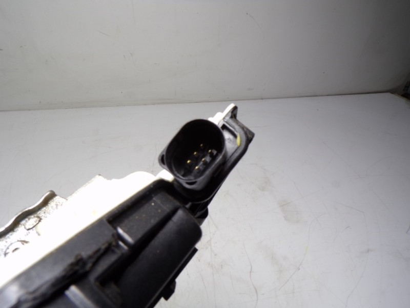 Recambio de cerradura puerta delantera derecha para seat ibiza (6p1) 1.4 tdi referencia OEM IAM 5N1837016N 5N1837016N 