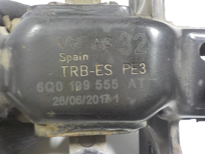 Recambio de soporte cambio para seat ibiza (6p1) 1.4 tdi referencia OEM IAM 6Q0199555AT 6Q0199555AT 