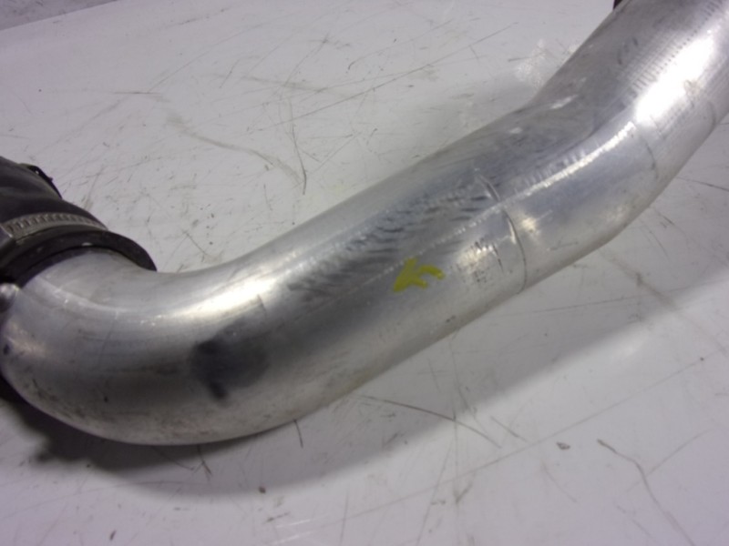 Recambio de tubo intercooler para hyundai santa fe essence 2wd referencia OEM IAM 282632F610  