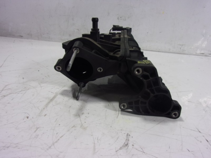 Recambio de colector admision para hyundai santa fe essence 2wd referencia OEM IAM 283102F900  
