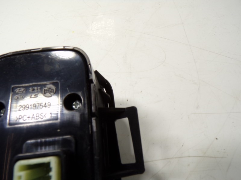 Recambio de mando multifuncion para hyundai santa fe essence 2wd referencia OEM IAM 93700S1260NNB 93700S1260NNB 299197549