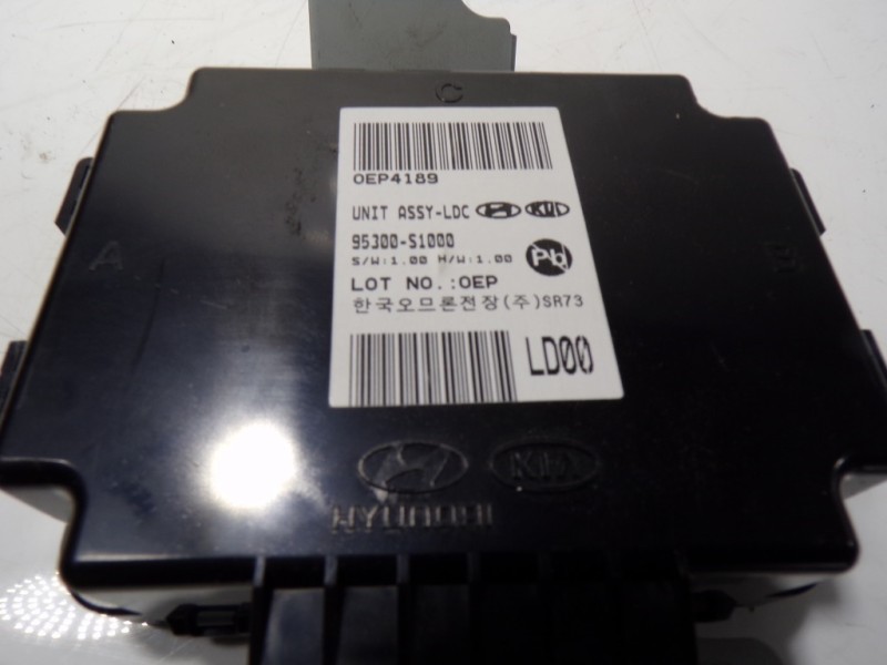 Recambio de modulo electronico para hyundai santa fe essence 2wd referencia OEM IAM 95300S1000 95300S1000 