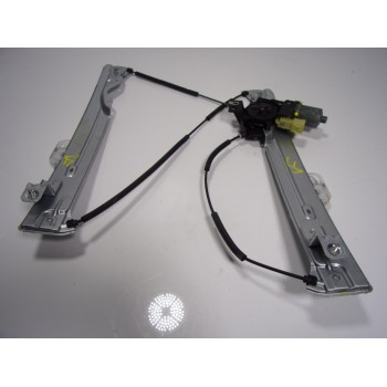 ELEVALUNAS DELANTERO IZQUIERDO 2138696 0130822732 