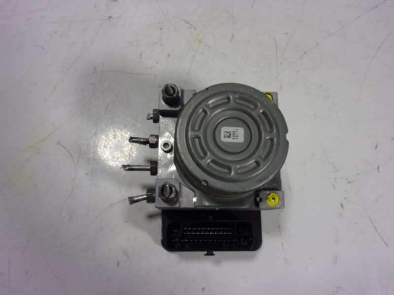 Recambio de abs para renault talisman 1.5 dci diesel fap energy referencia OEM IAM 476600737R 476607355R 