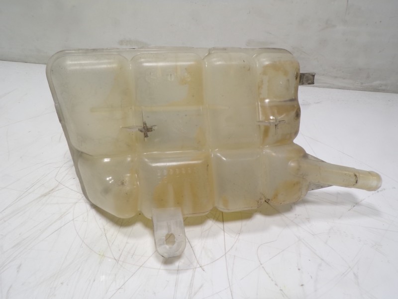 Recambio de deposito expansion para renault talisman 1.5 dci diesel fap energy referencia OEM IAM 217102781R 217104048R 