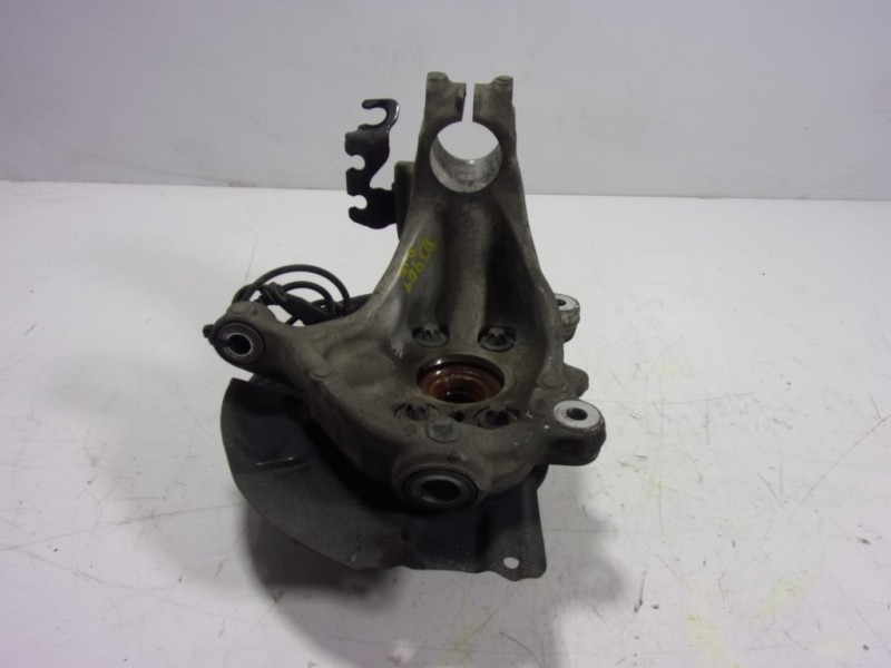 Recambio de mangueta delantera izquierda para renault talisman 1.5 dci diesel fap energy referencia OEM IAM 400116379R  