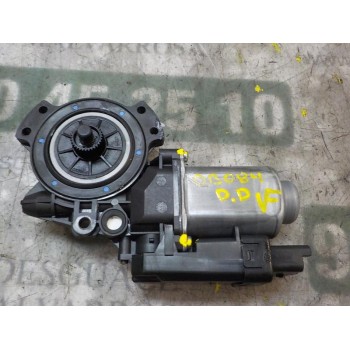 MOTOR ELEVALUNAS DELANTERO DERECHO 824601H310 