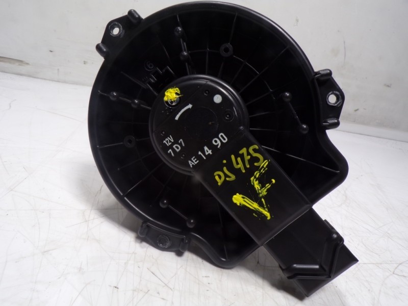 Recambio de motor calefaccion para suzuki vitara 1.4 16v boosterjet cat referencia OEM IAM  AE1490 