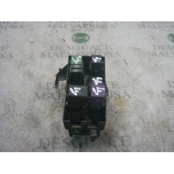 CAJA RELES / FUSIBLES 