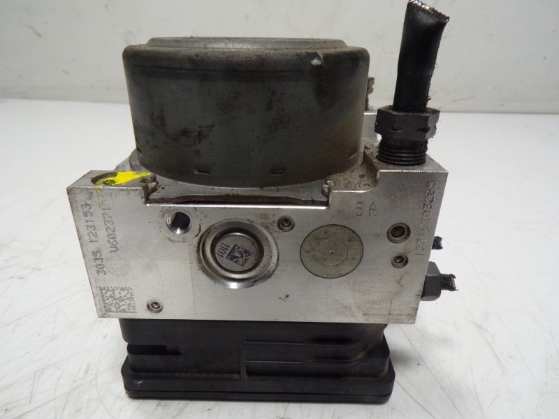 Recambio de abs para peugeot 208 1.4 hdi fap referencia OEM IAM 1609927880 9805839880 
