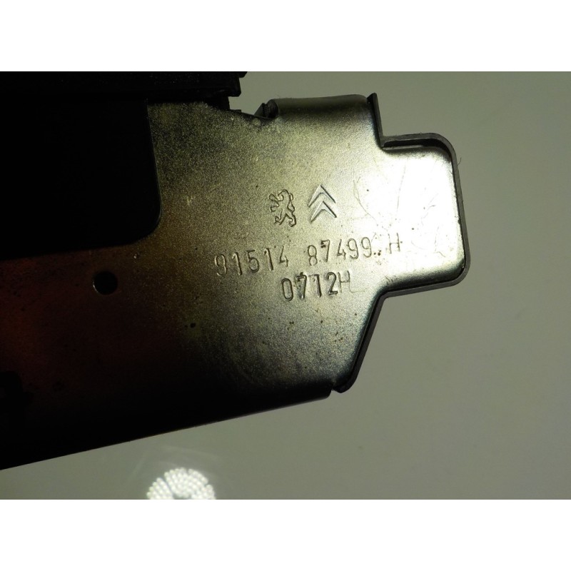 Recambio de cerradura maletero / porton para peugeot 208 1.4 hdi fap referencia OEM IAM 8719F8 9684648680 9151487499H