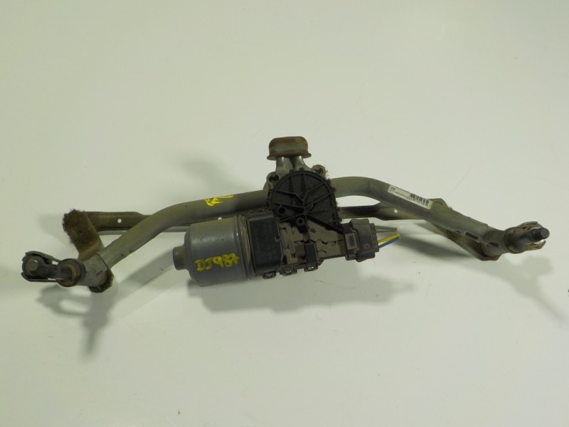 Recambio de motor limpia delantero para peugeot 208 1.4 hdi fap referencia OEM IAM 9673222580 0390241540 0390241540