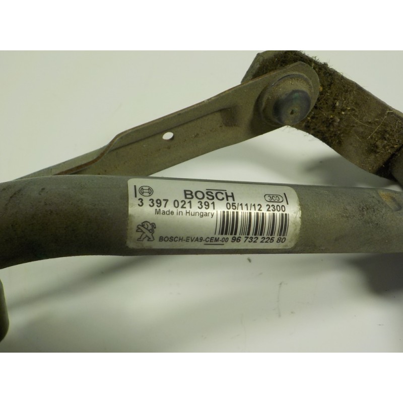 Recambio de motor limpia delantero para peugeot 208 1.4 hdi fap referencia OEM IAM 9673222580 0390241540 0390241540